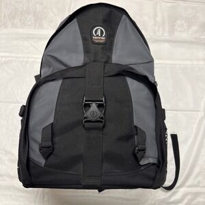 TAMRAC S.A.S PROFESSIONAL CAMERA BACKPACK BLK/GRAY TRAVEL HIKING PADDED‎ 21" VG